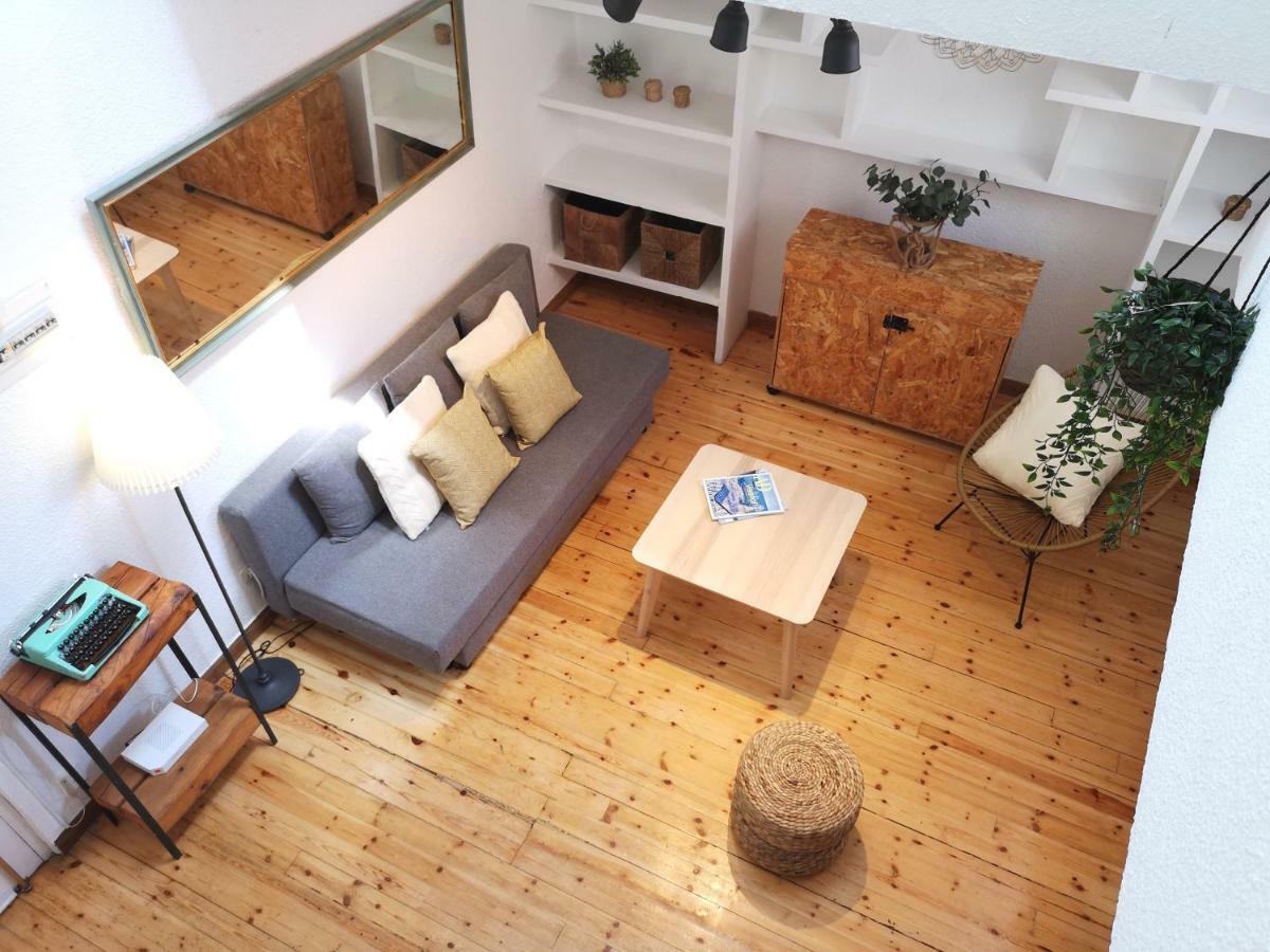 Apartamento Atocha 68 Apartment Madrid Bagian luar foto