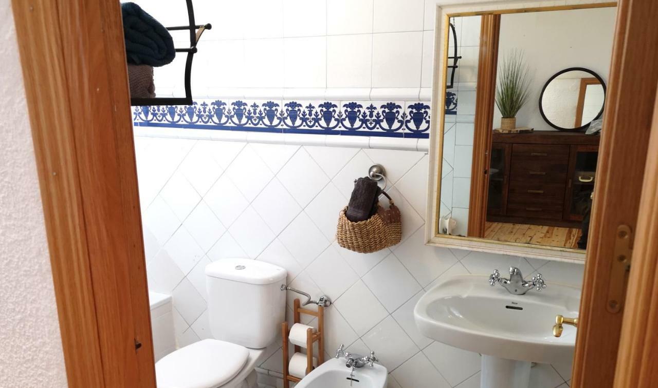 Apartamento Atocha 68 Apartment Madrid Bagian luar foto