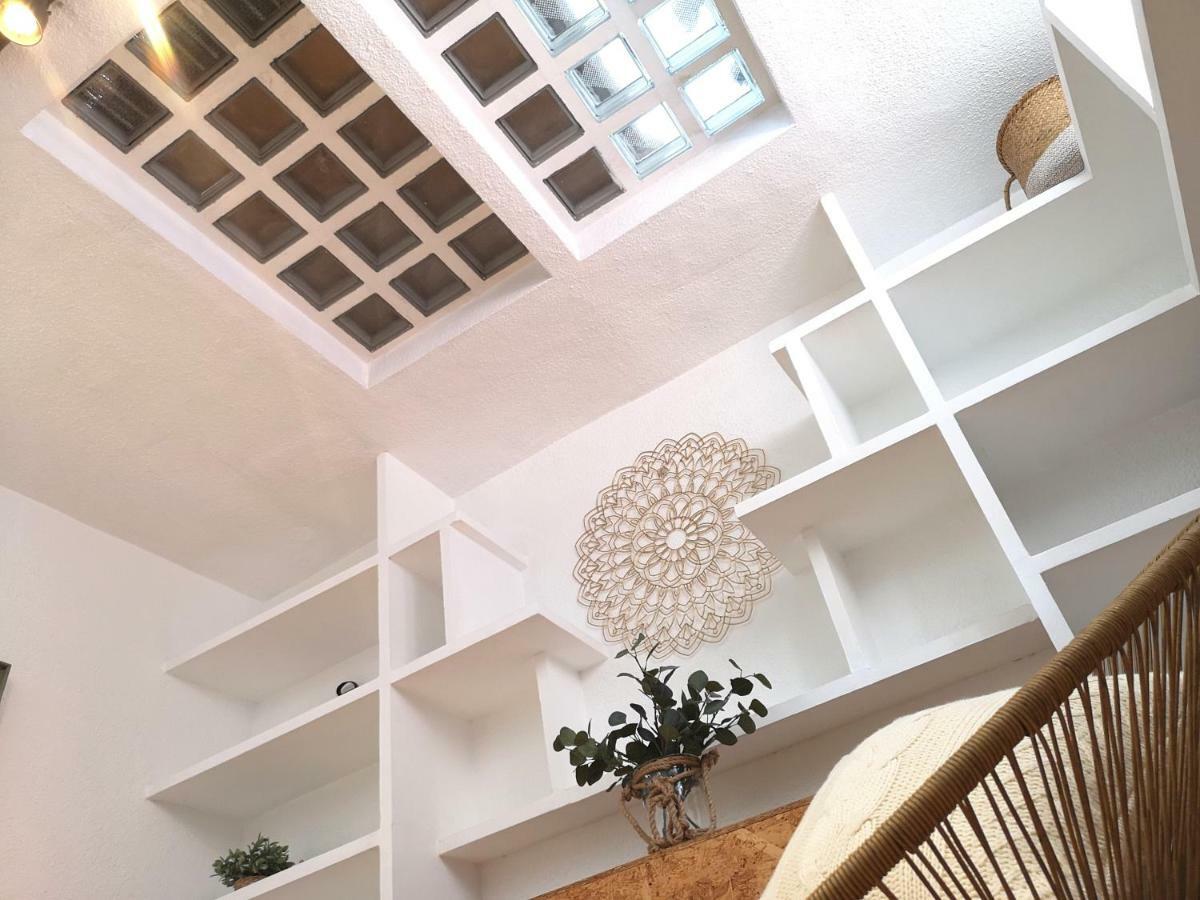Apartamento Atocha 68 Apartment Madrid Bagian luar foto